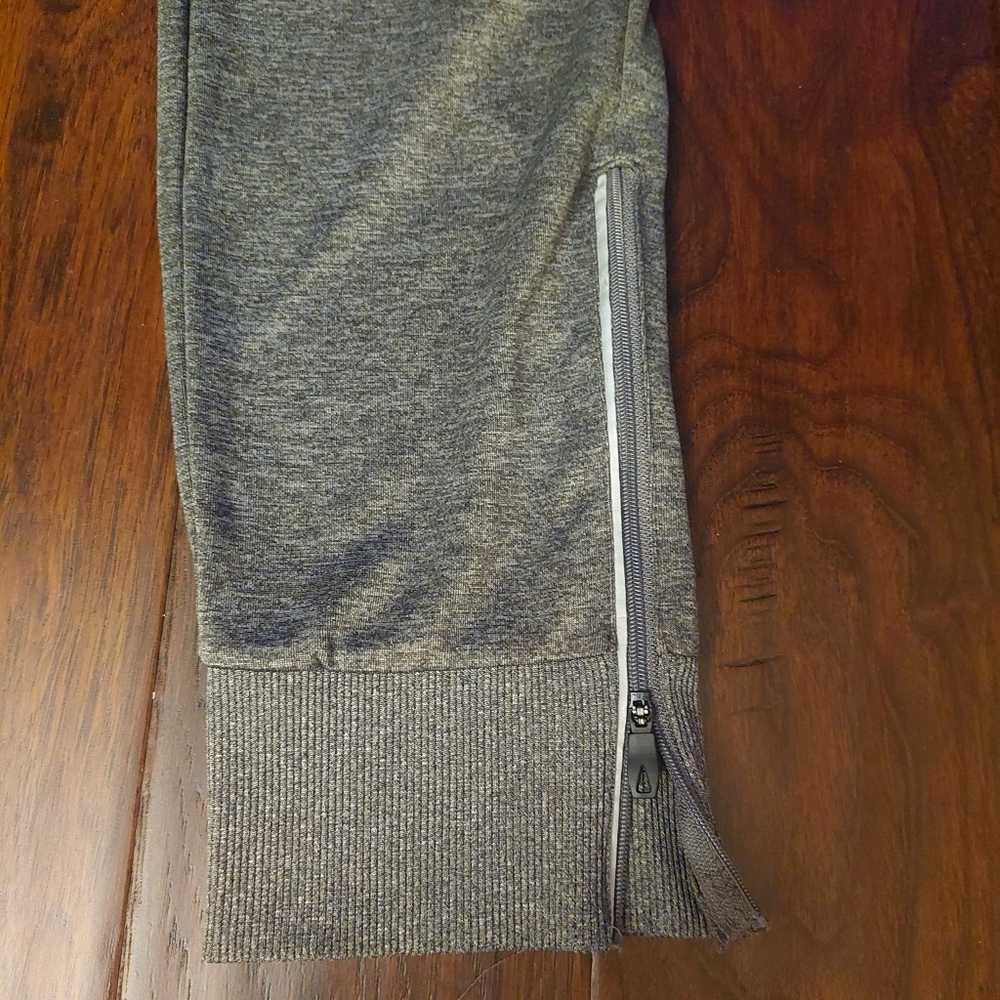 Bundle of Spyder boys/Men's joggers - Picture 5 of 16